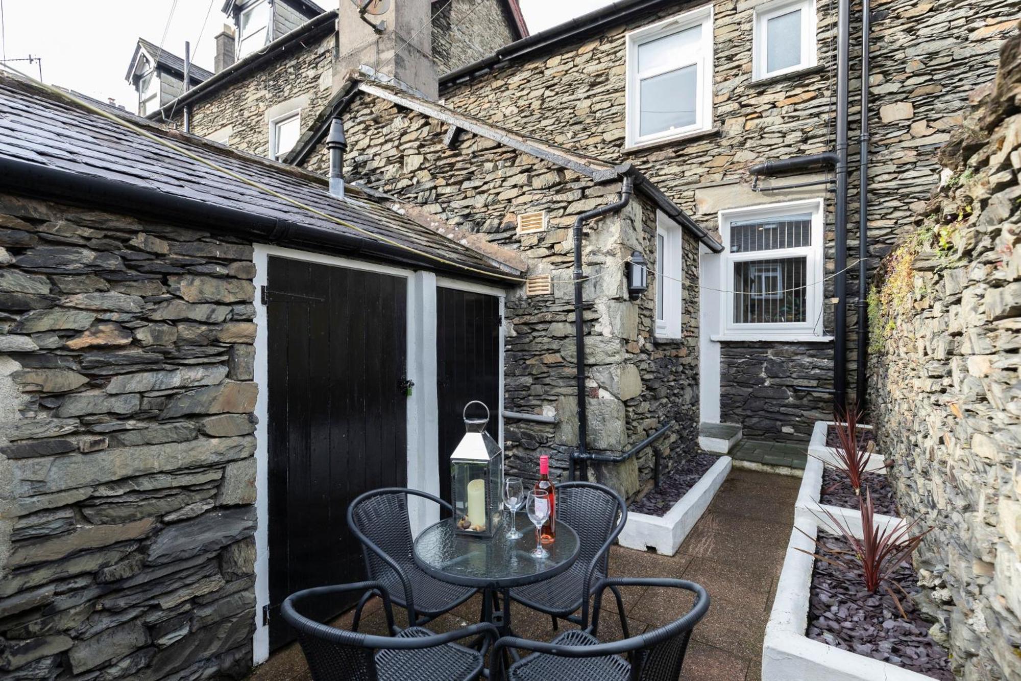 Sheila'S Cottage Bowness Exterior foto